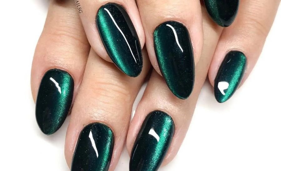 classy winter nails